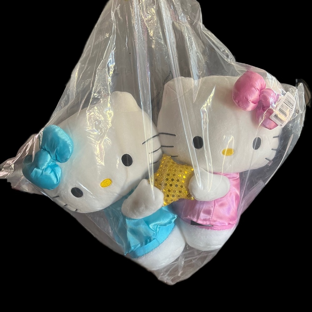 KIDROBOT X HELLO KITTY